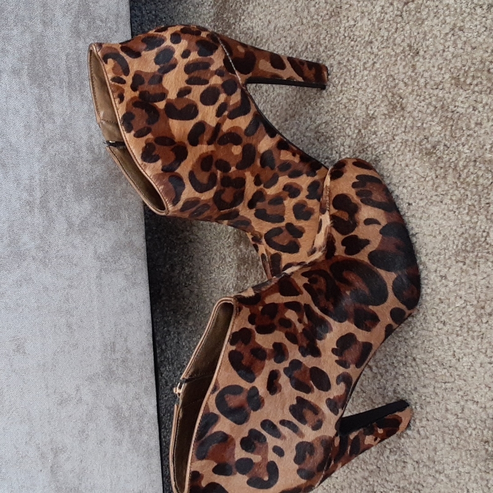 Jessica Simpson Leopard Mohair  Ankle Boots